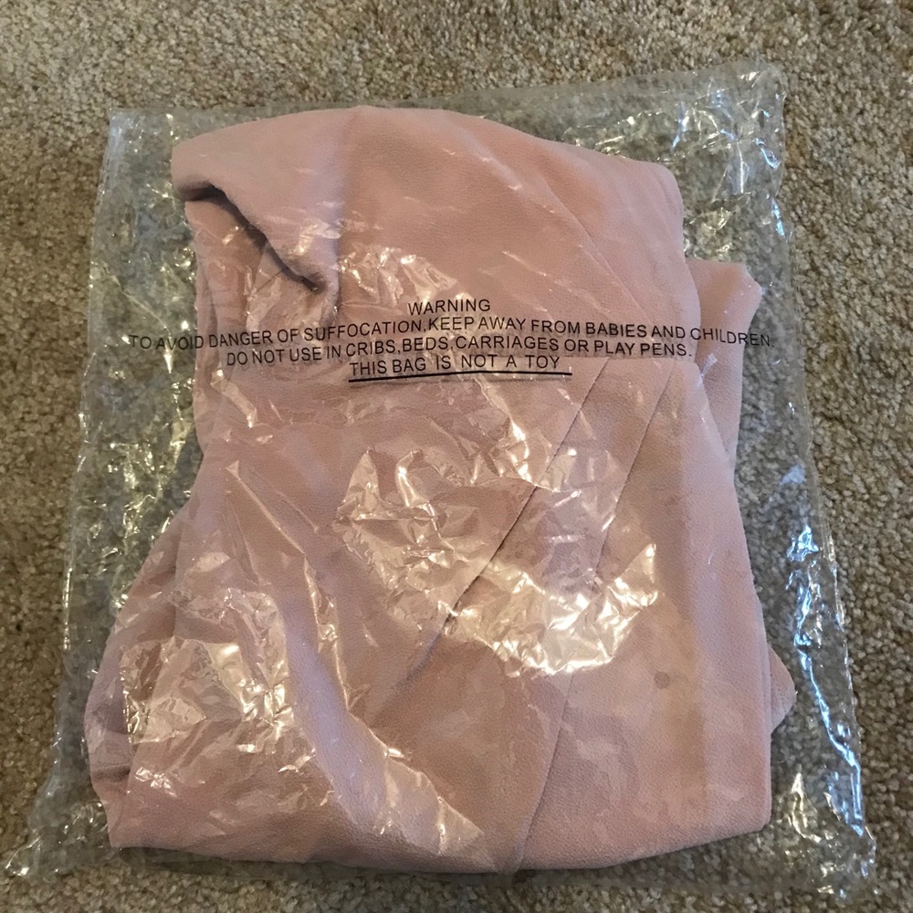 Light pink dress - Picture 2 of 2